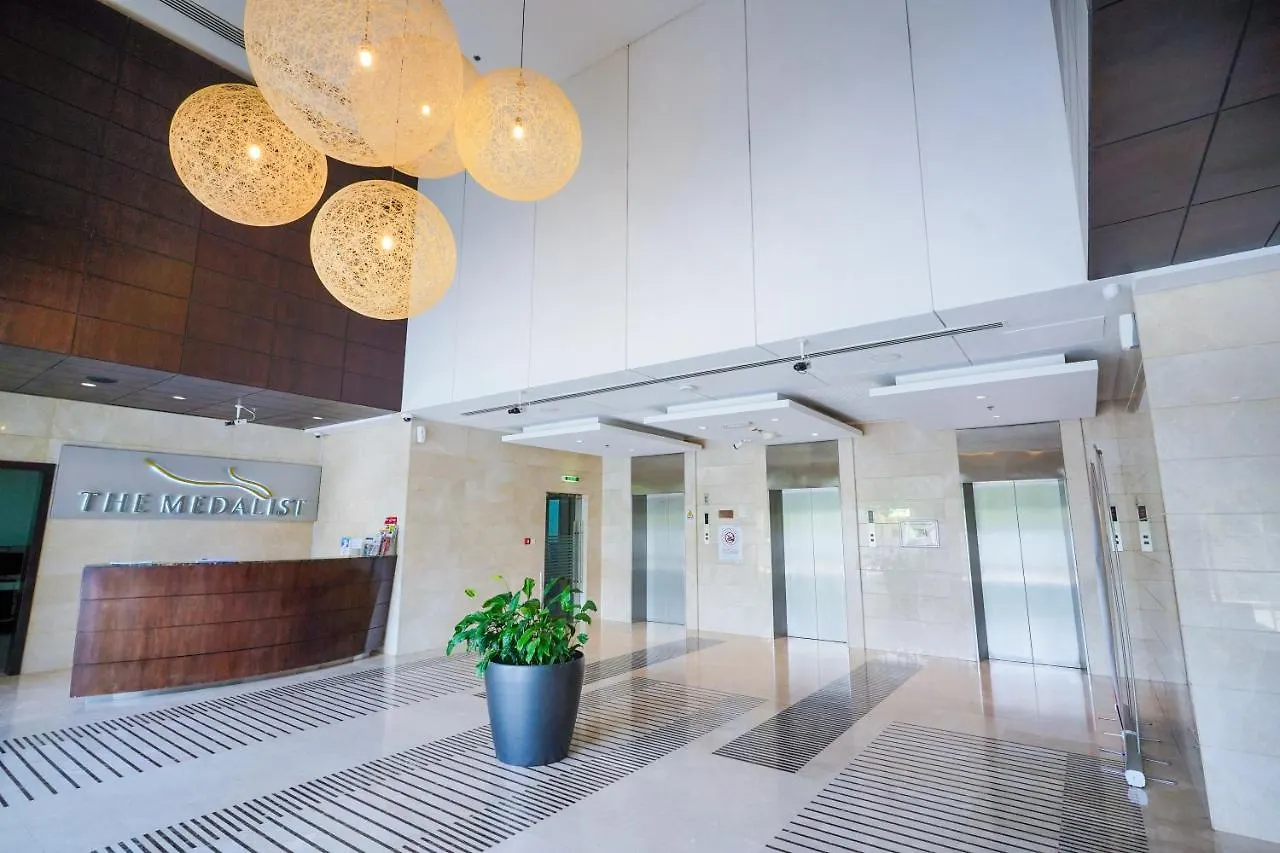 Great 1Br Apartment In Sport City Dubai